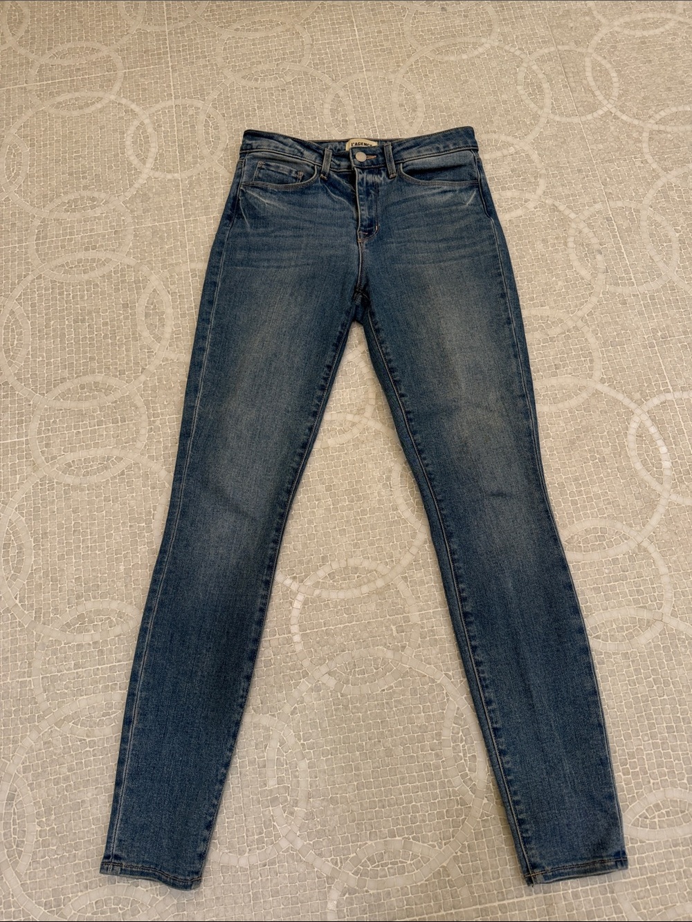 L'AGENCE Marguerite Skinny Jeans in Medium/Dark Alamo Wash